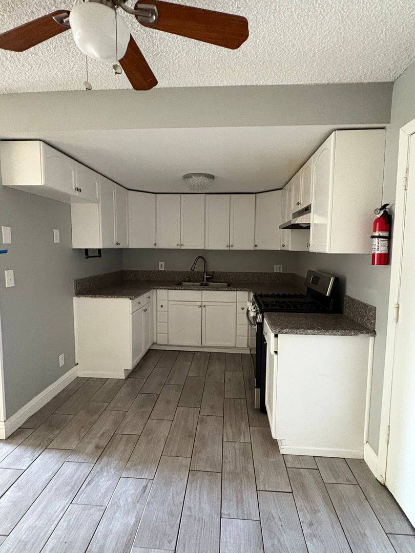 Apartment for rent at 509 E Central Ave, Hemet, CA 92543