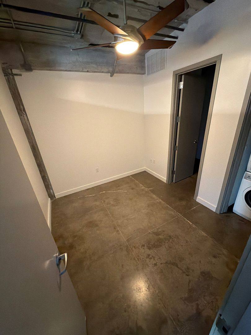 Apartment for rent at 200 10th St, Des Moines, IA 50309