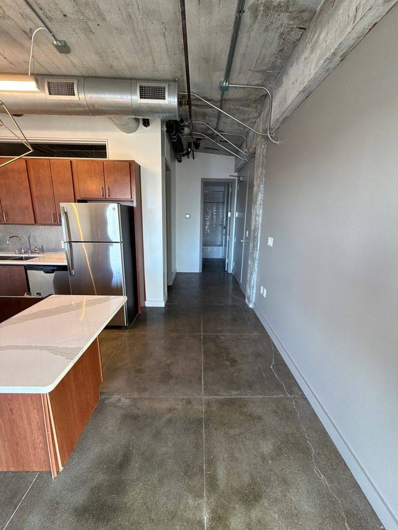 Apartment for rent at 200 10th St, Des Moines, IA 50309