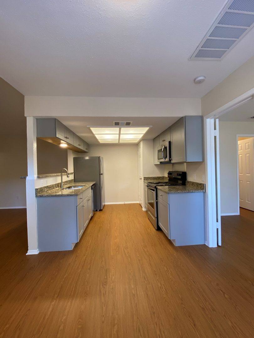 Apartment for rent at 11308 Ptarmigan Cove, Austin, TX 78758