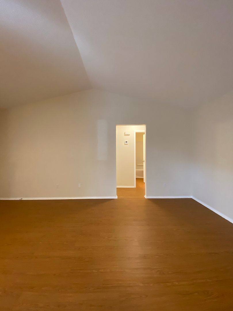Apartment for rent at 11308 Ptarmigan Cove, Austin, TX 78758