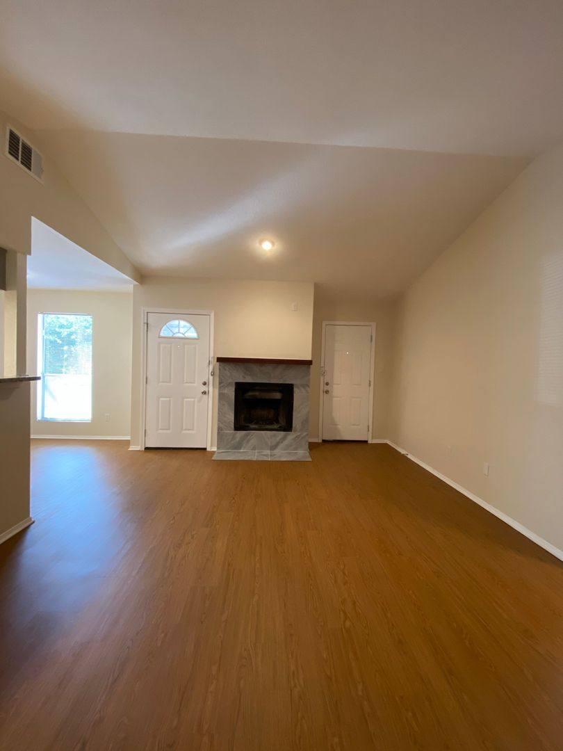 Apartment for rent at 11308 Ptarmigan Cove, Austin, TX 78758
