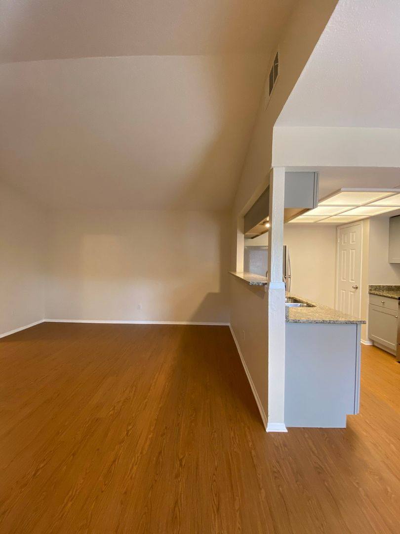Apartment for rent at 11308 Ptarmigan Cove, Austin, TX 78758