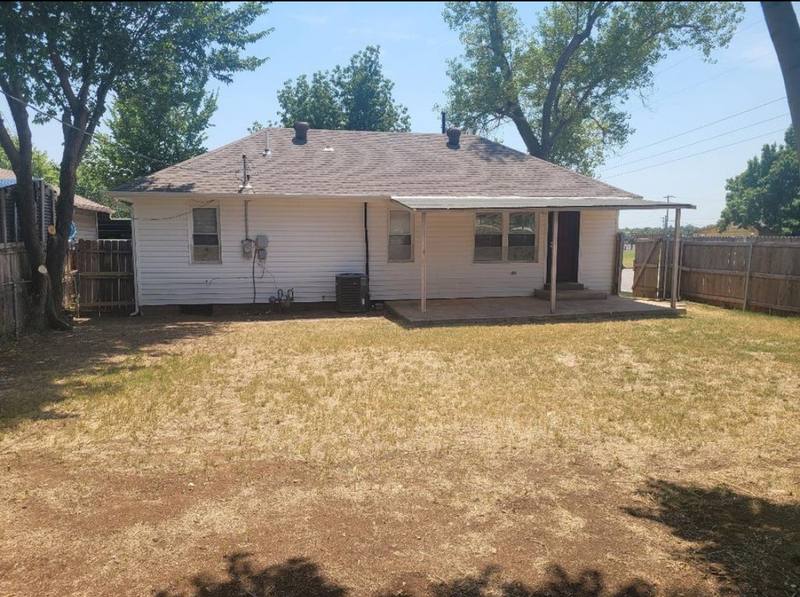 House for rent at 745 NW 89th St, Oklahoma City, OK 73114