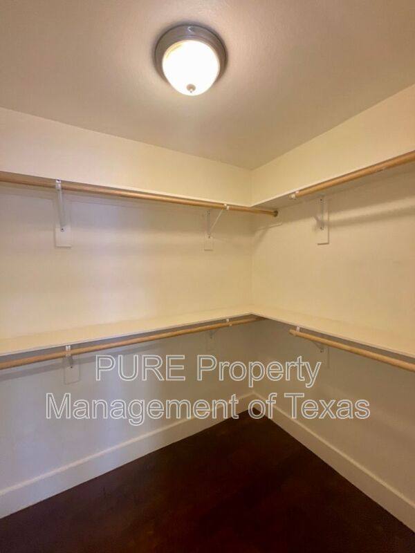 Condo for rent at 909 Reinli St #124, Austin, TX 78751