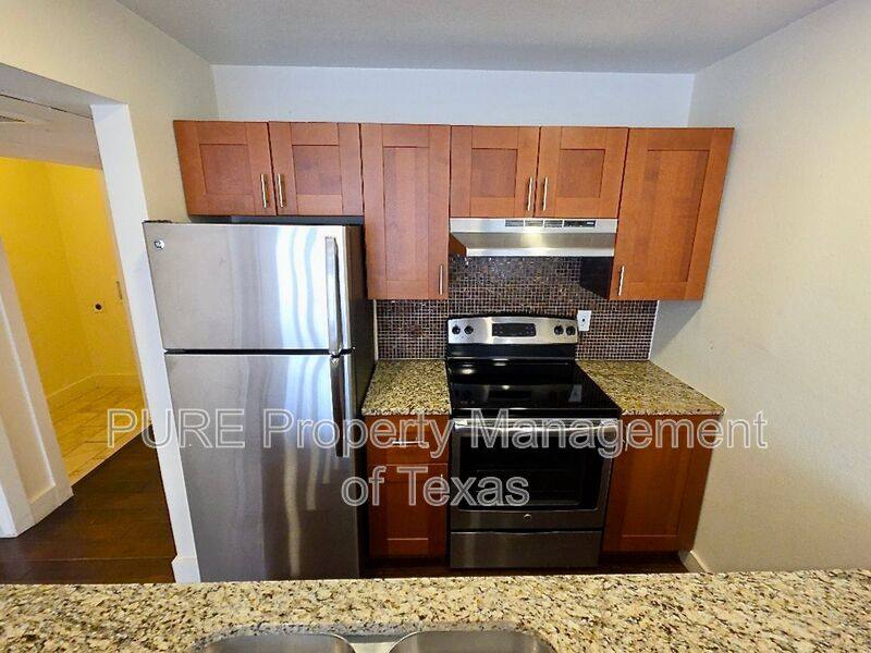 Condo for rent at 909 Reinli St #124, Austin, TX 78751