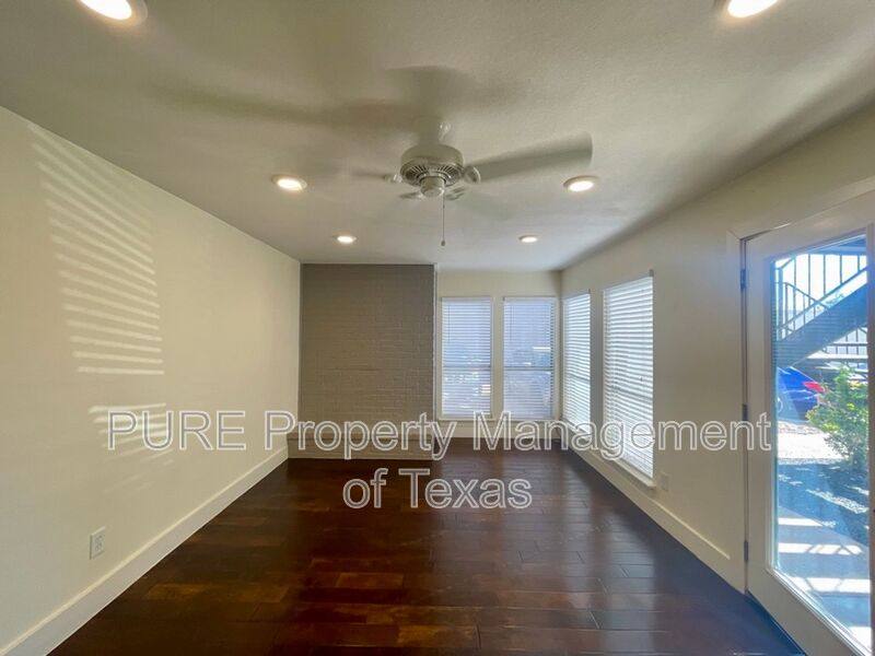 Condo for rent at 909 Reinli St #124, Austin, TX 78751