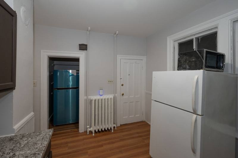 Apartment for rent at 79 Second Ave #1, Albany, NY 12202