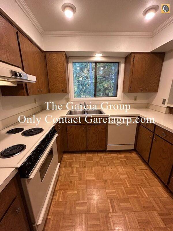 Condo for rent at 315 Cervantes, Lake Oswego, OR 97035