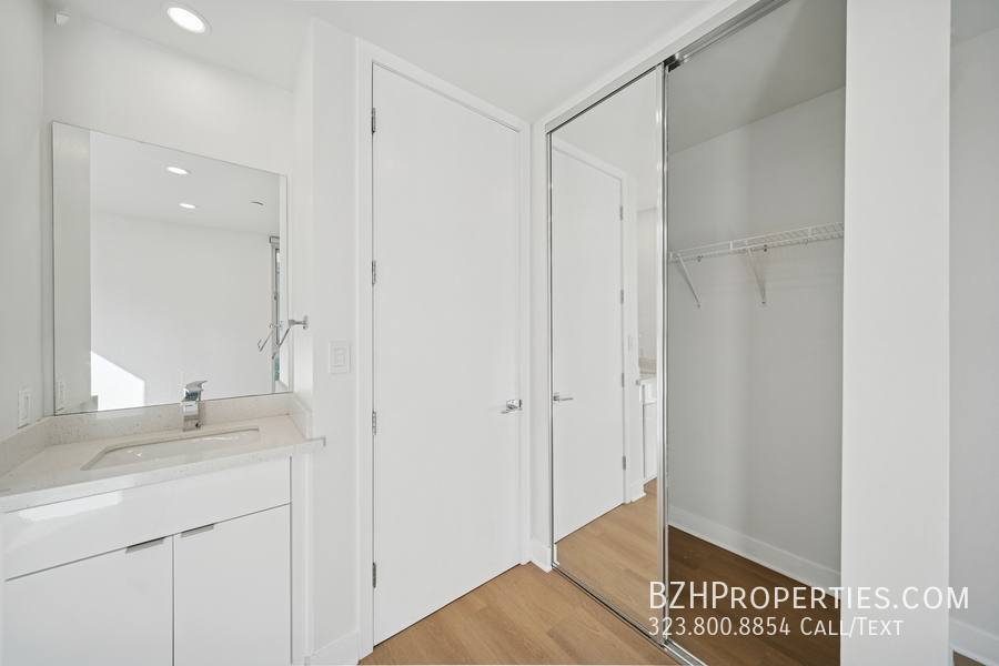 Townhouse for rent at 4525 St Elmo Dr #4523A, Los Angeles, CA 90019