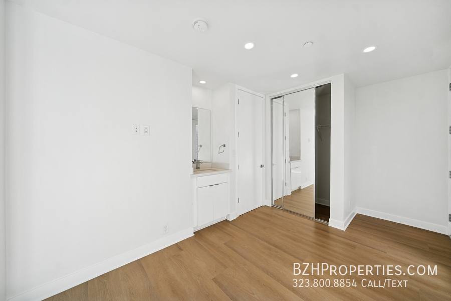 Townhouse for rent at 4525 St Elmo Dr #4523A, Los Angeles, CA 90019