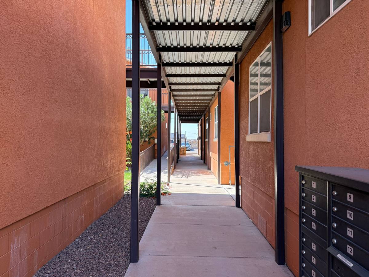 Apartment for rent at 7598 Diana Dr, El Paso, TX 79904