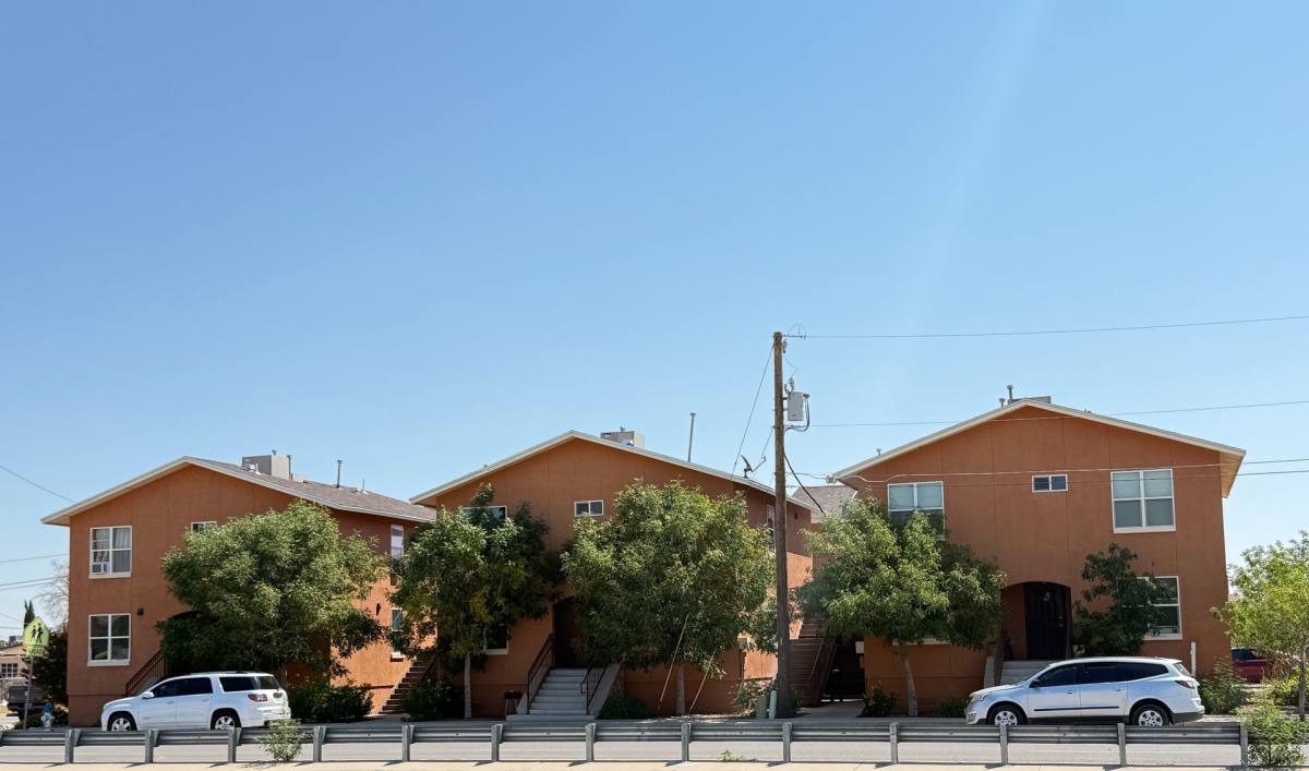 Apartment for rent at 7598 Diana Dr, El Paso, TX 79904