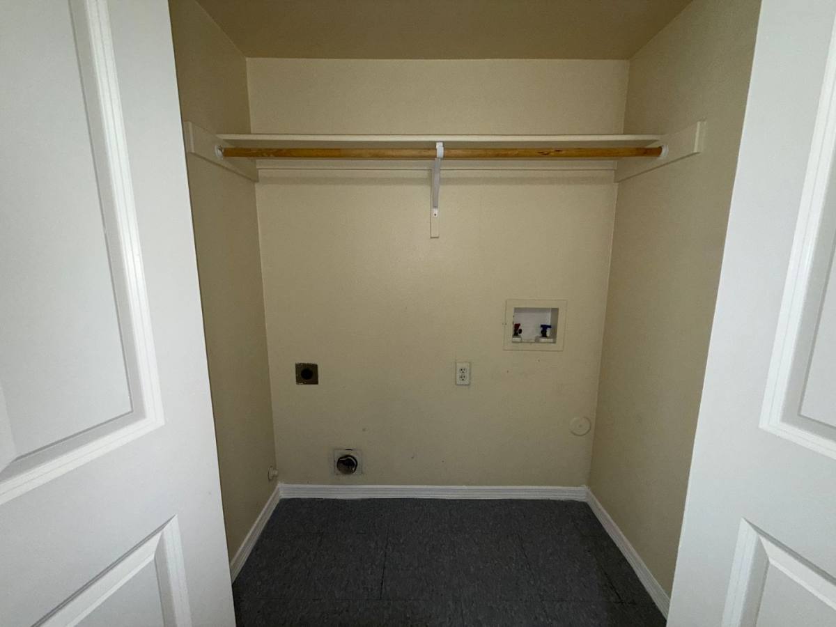 Apartment for rent at 7598 Diana Dr, El Paso, TX 79904