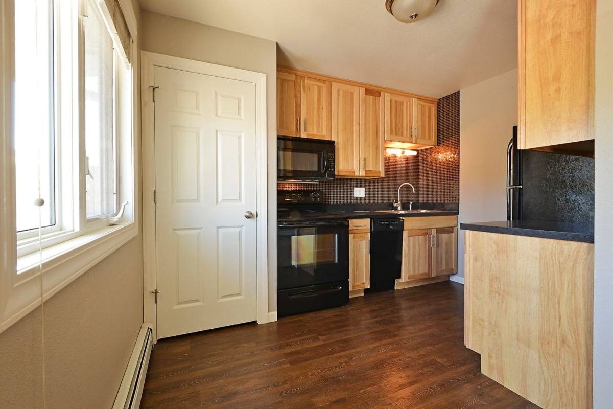Apartment for rent at 1515 12th St NW, Minot, ND 58703