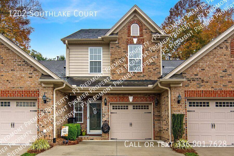 Townhouse for rent at 1202 Southlake Court, Lexington, NC 27295