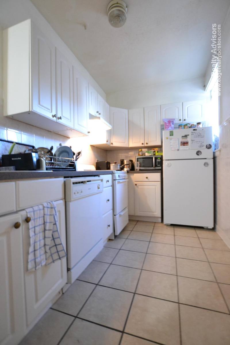 Apartment for rent at 316 Saint Paul St #3, Brookline, MA 02445