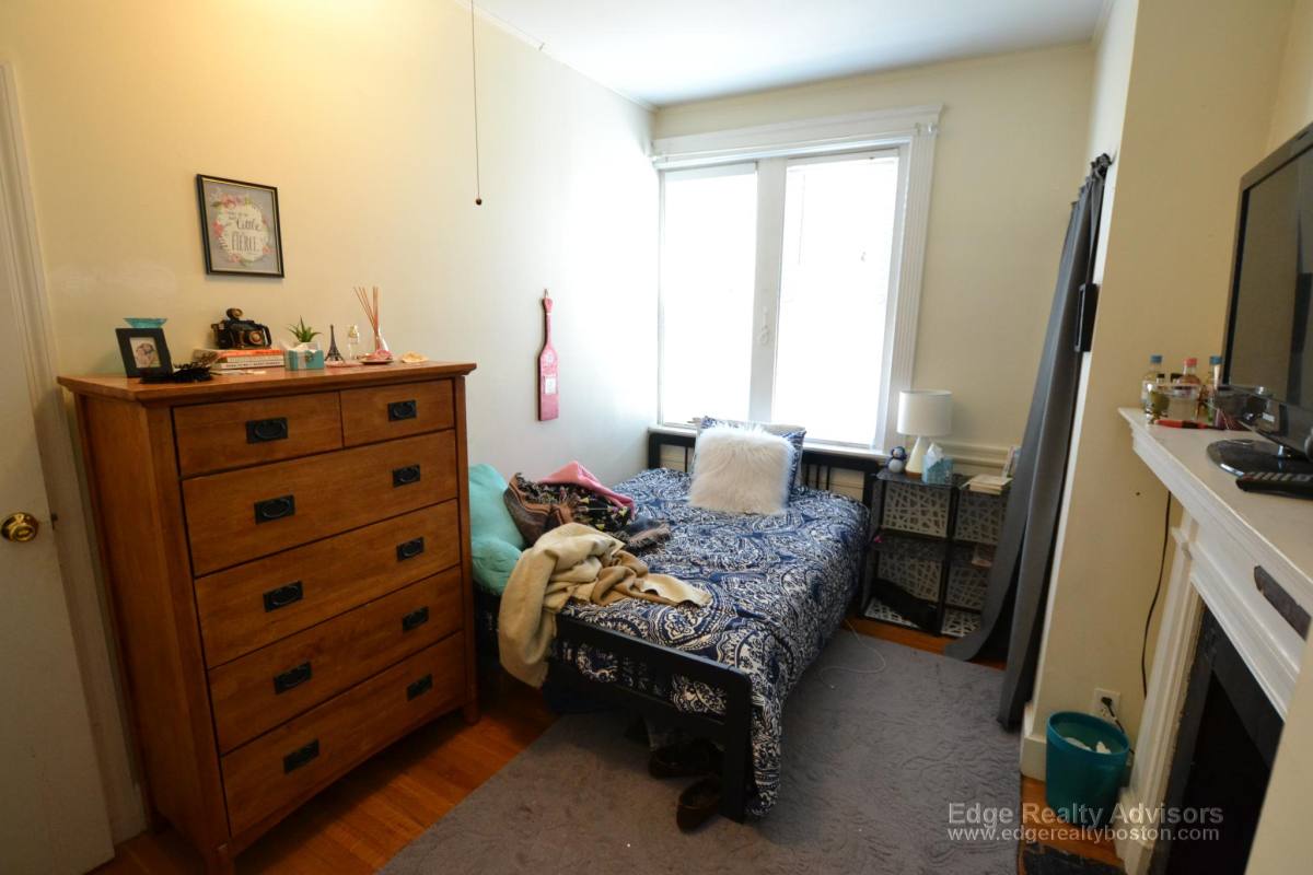 Apartment for rent at 316 Saint Paul St #3, Brookline, MA 02445