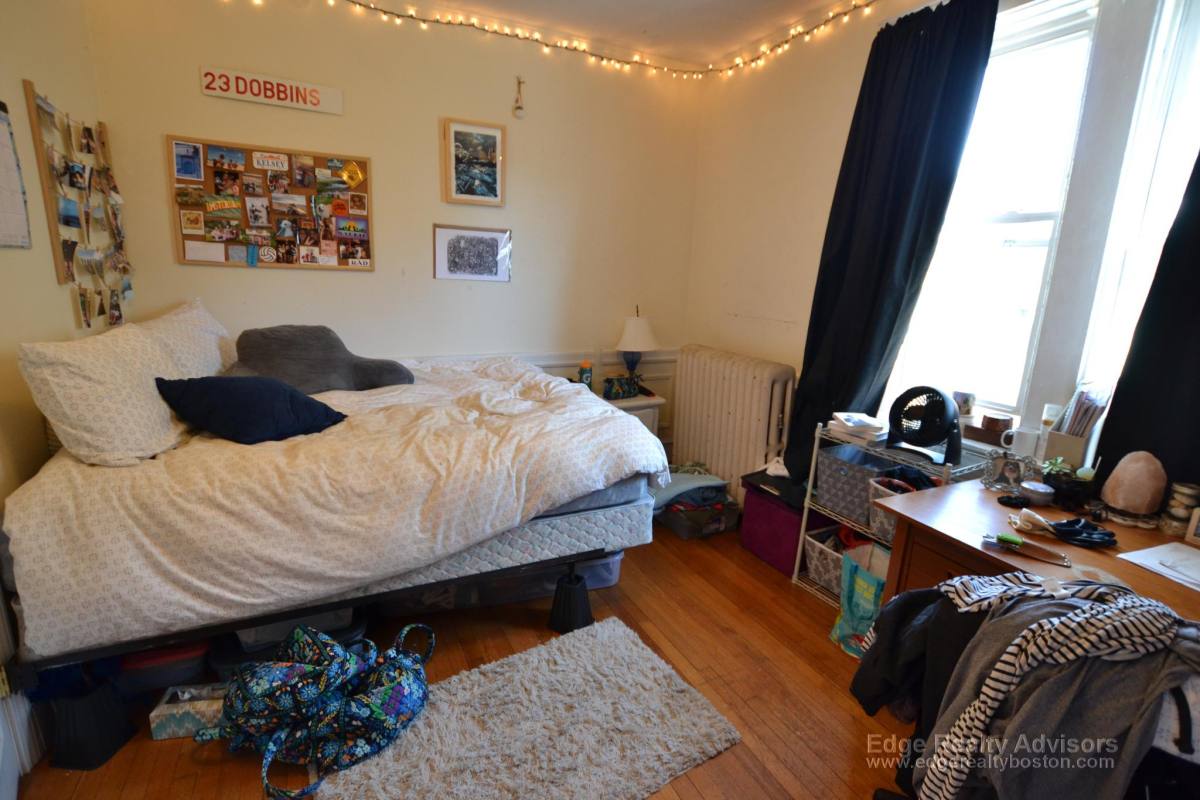 Apartment for rent at 316 Saint Paul St #3, Brookline, MA 02445