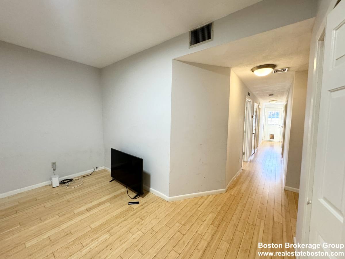 Apartment for rent at 1578 Tremont St #4, Roxbury Crossing, MA 02120