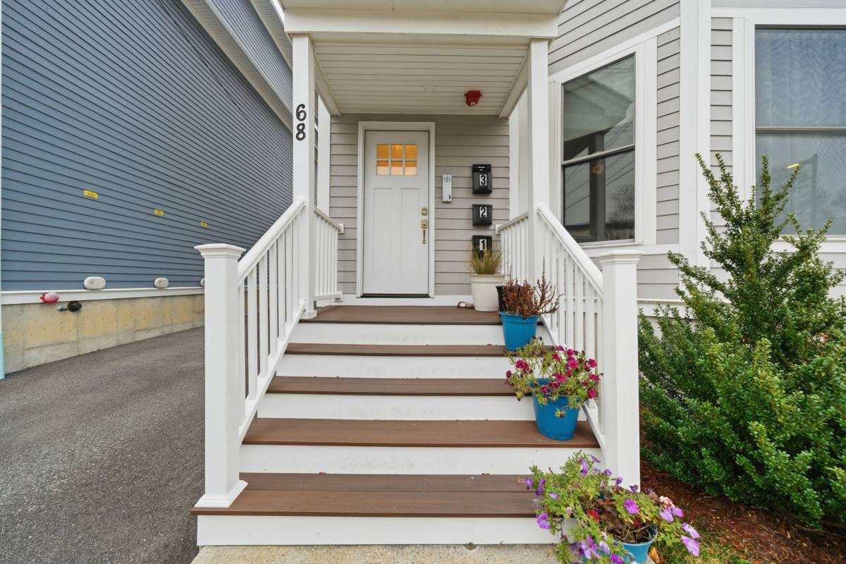 Apartment for rent at 68 Edson St #2, Dorchester Center, MA 02124