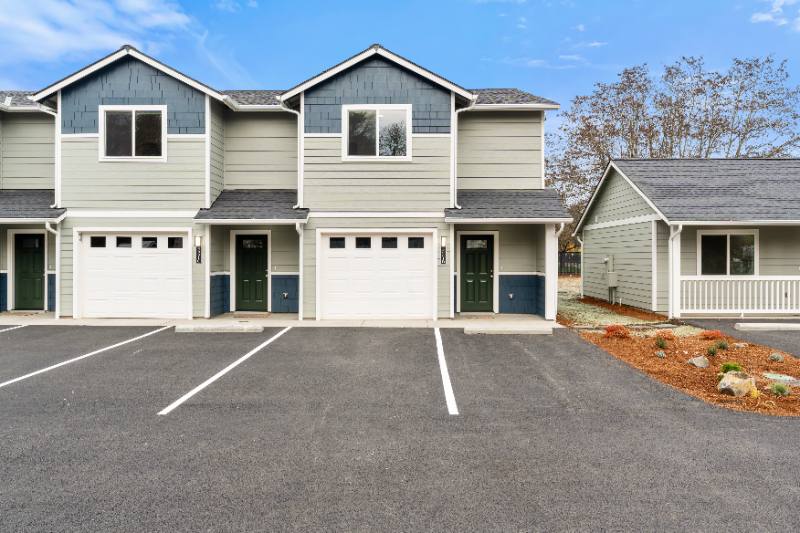 Townhouse for rent at 2999 Harrison Ave, Centralia, WA 98531