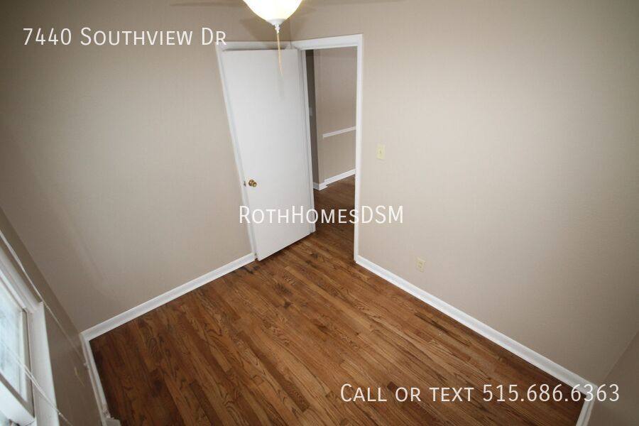 House for rent at 7440 Southview Dr, Des Moines, IA 50315