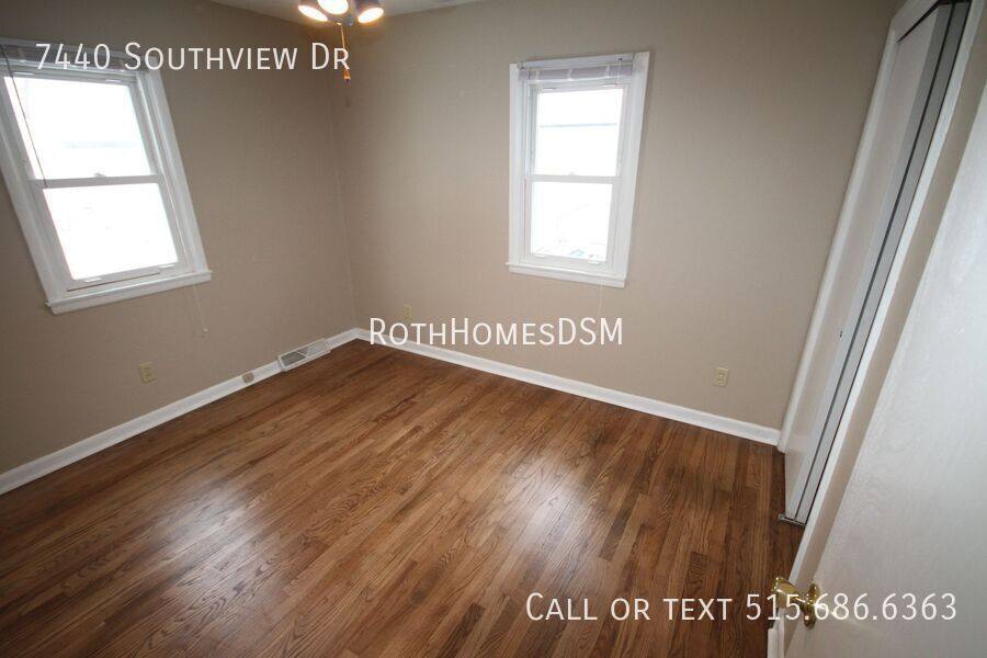 House for rent at 7440 Southview Dr, Des Moines, IA 50315