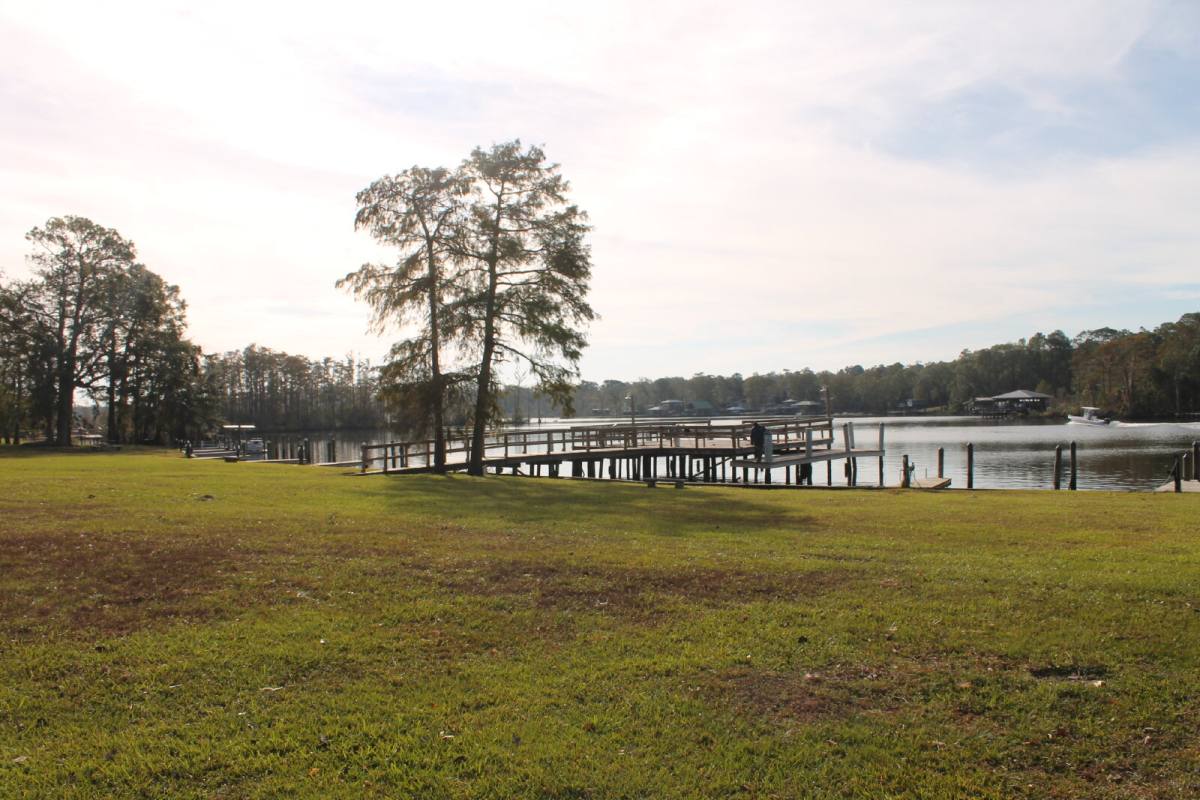 House for rent at 233 Riverbend Dr, Mobile, AL 36605