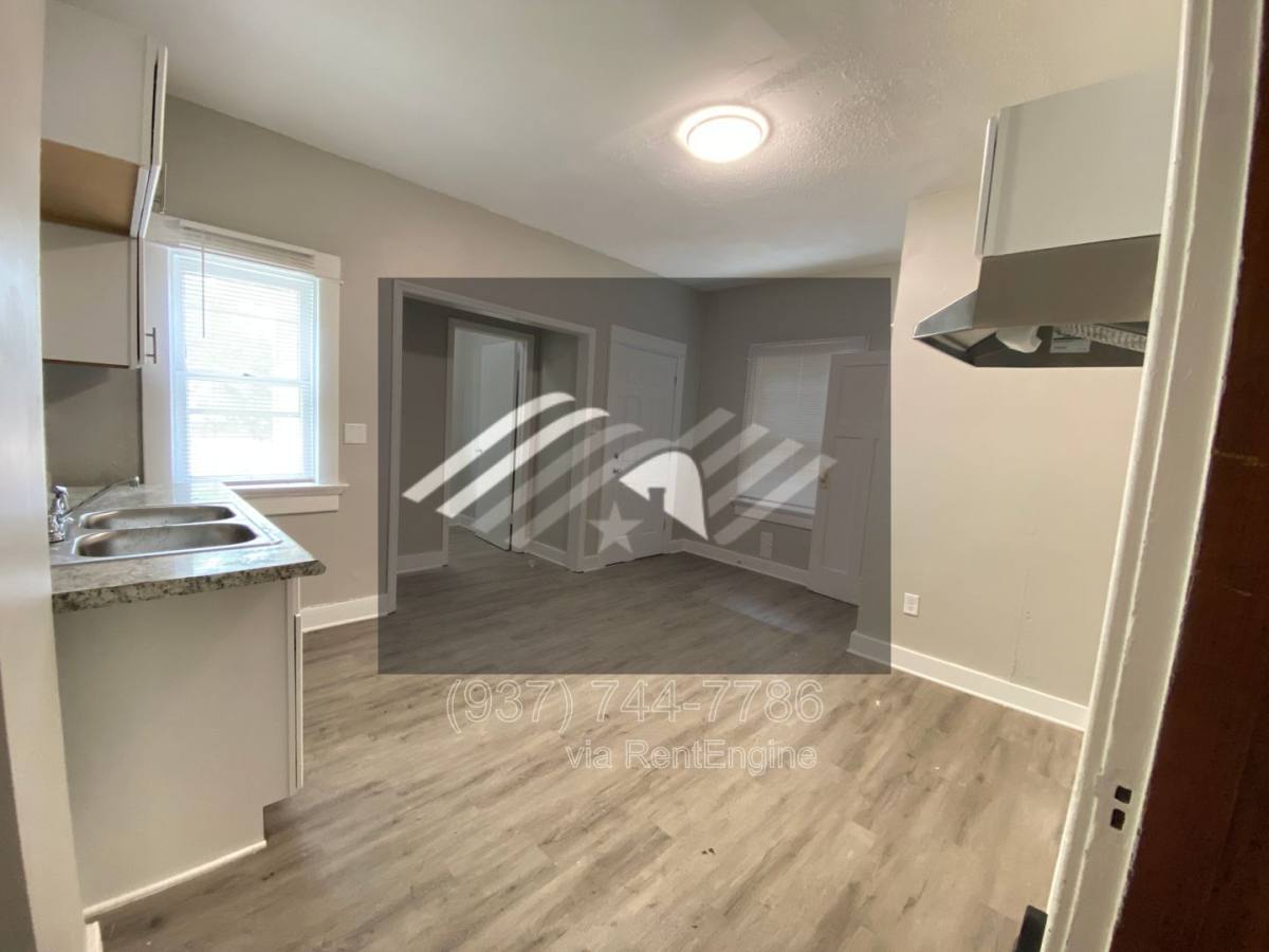 Apartment for rent at 26 W Beechwood Ave, Dayton, OH 45405