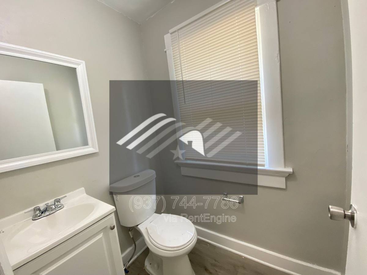 Apartment for rent at 26 W Beechwood Ave, Dayton, OH 45405