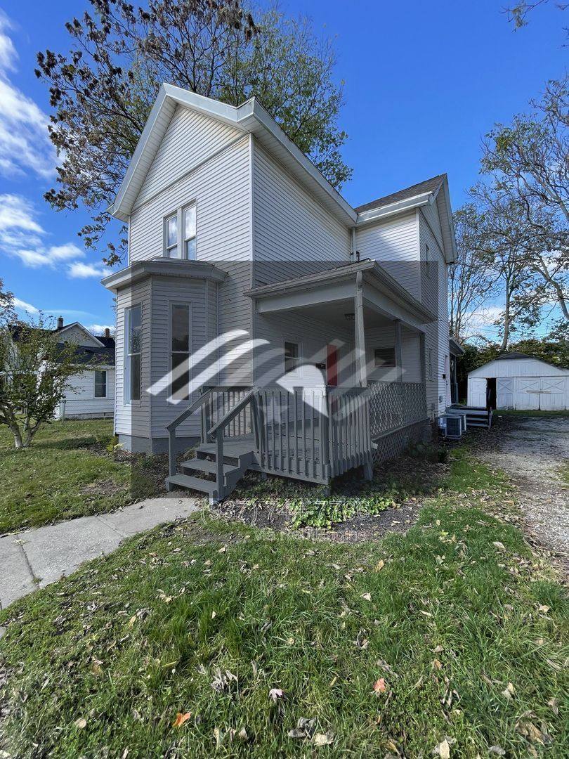 Apartment for rent at 815 S Main St, Franklin, OH 45005