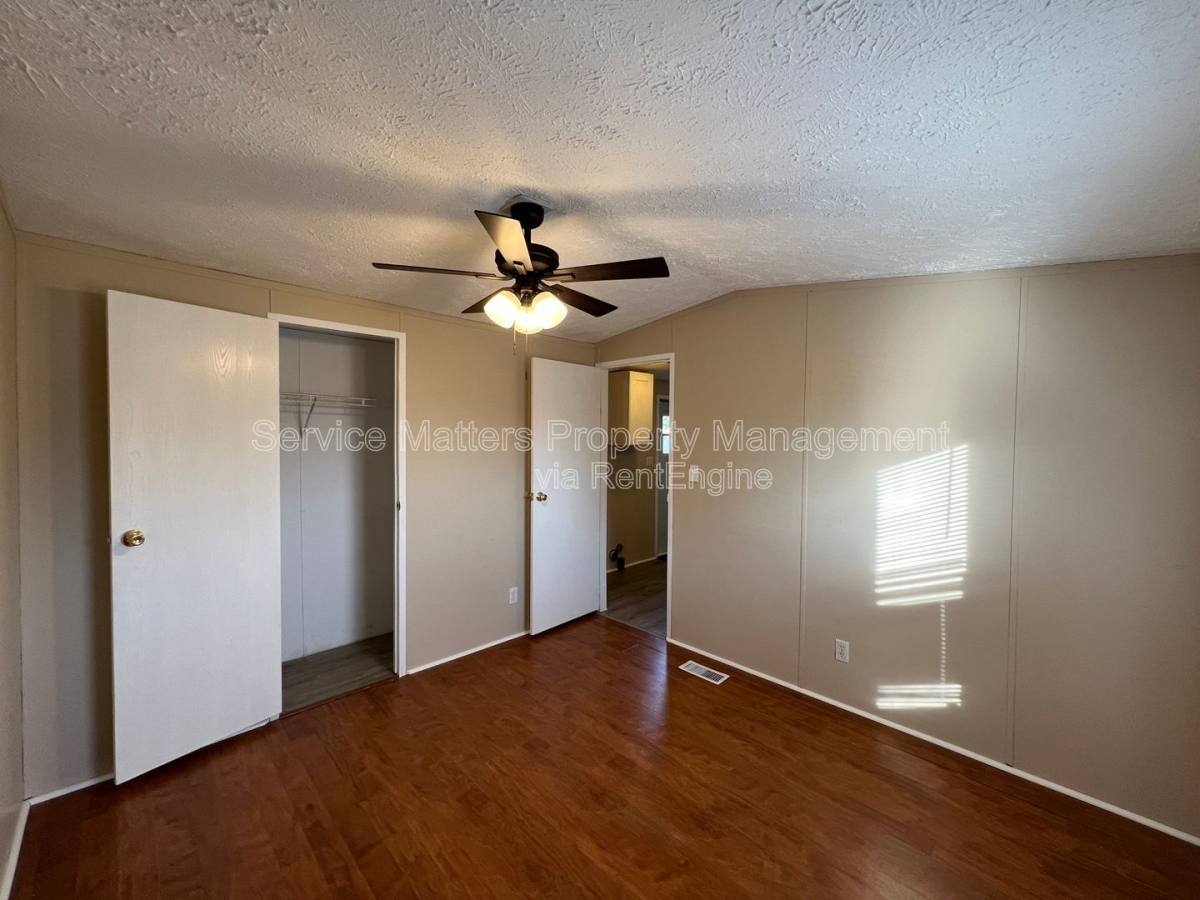 House for rent at 4819 Douglas Dr, Milton, FL 32583
