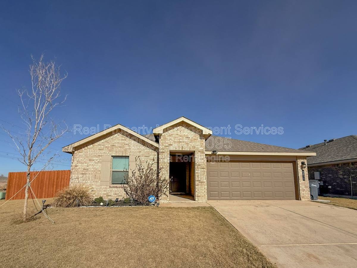 House for rent at 6830 54th St, Lubbock, TX 79407