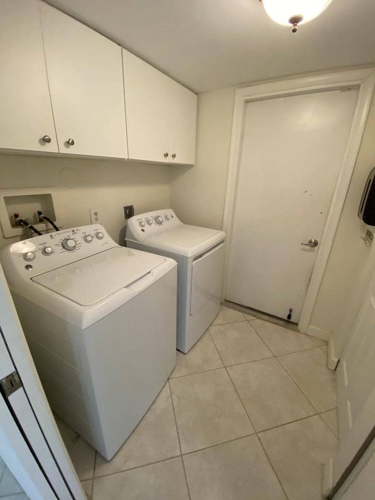 Condo for rent at 5621 Coach House Circle #D, Boca Raton, FL 33486