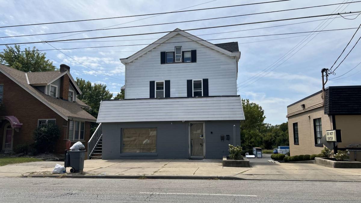 Apartment for rent at 3615 Glenmore Ave #1, Cincinnati, OH 45211