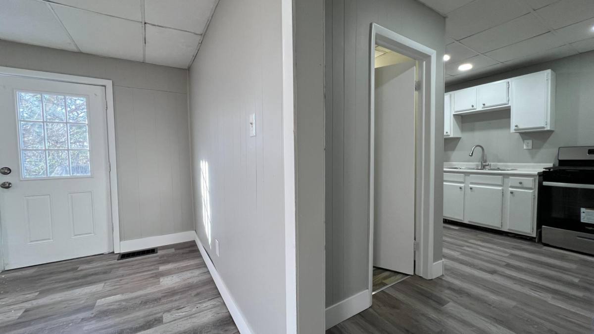 Apartment for rent at 3615 Glenmore Ave #1, Cincinnati, OH 45211