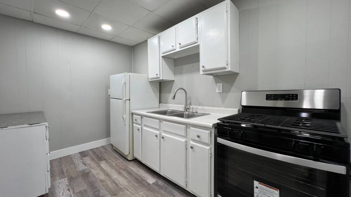 Apartment for rent at 3615 Glenmore Ave #1, Cincinnati, OH 45211