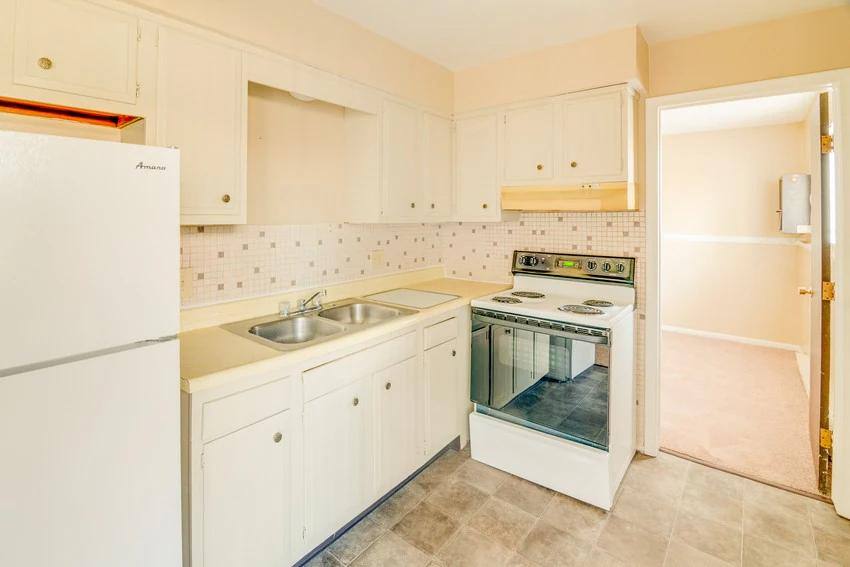 Apartment for rent at 400 Dornet Dr #120, Lansing, MI 48917