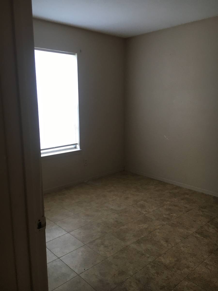 Apartment for rent at 303 E Reagan Rd #D, Beeville, TX 78102