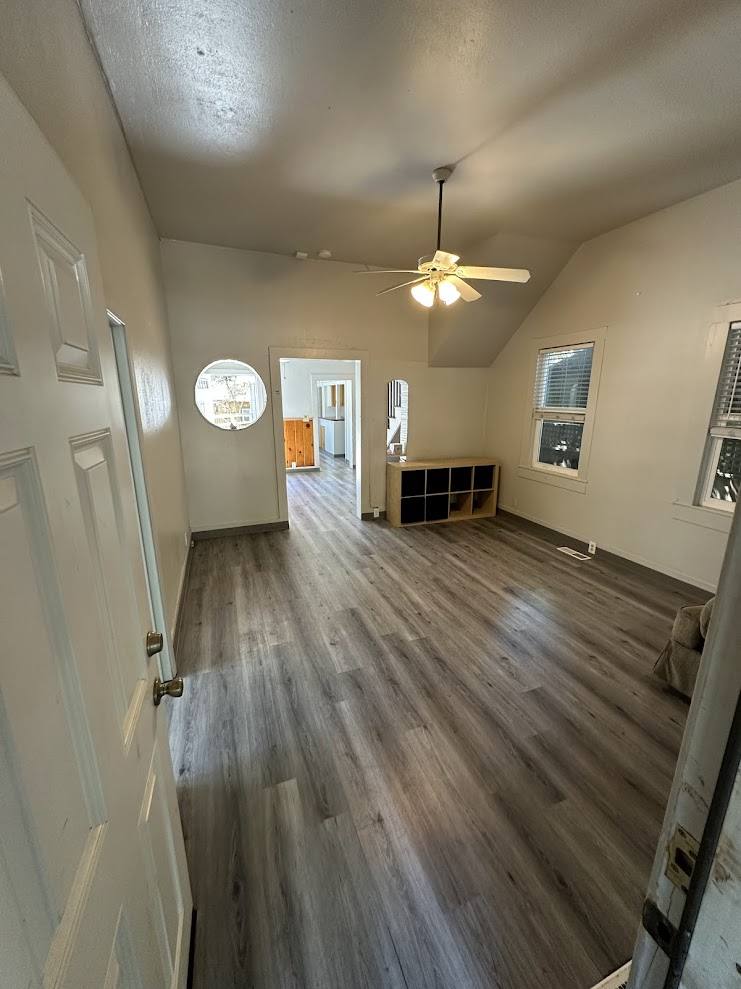 House for rent at 433 W 8th St, Chico, CA 95928