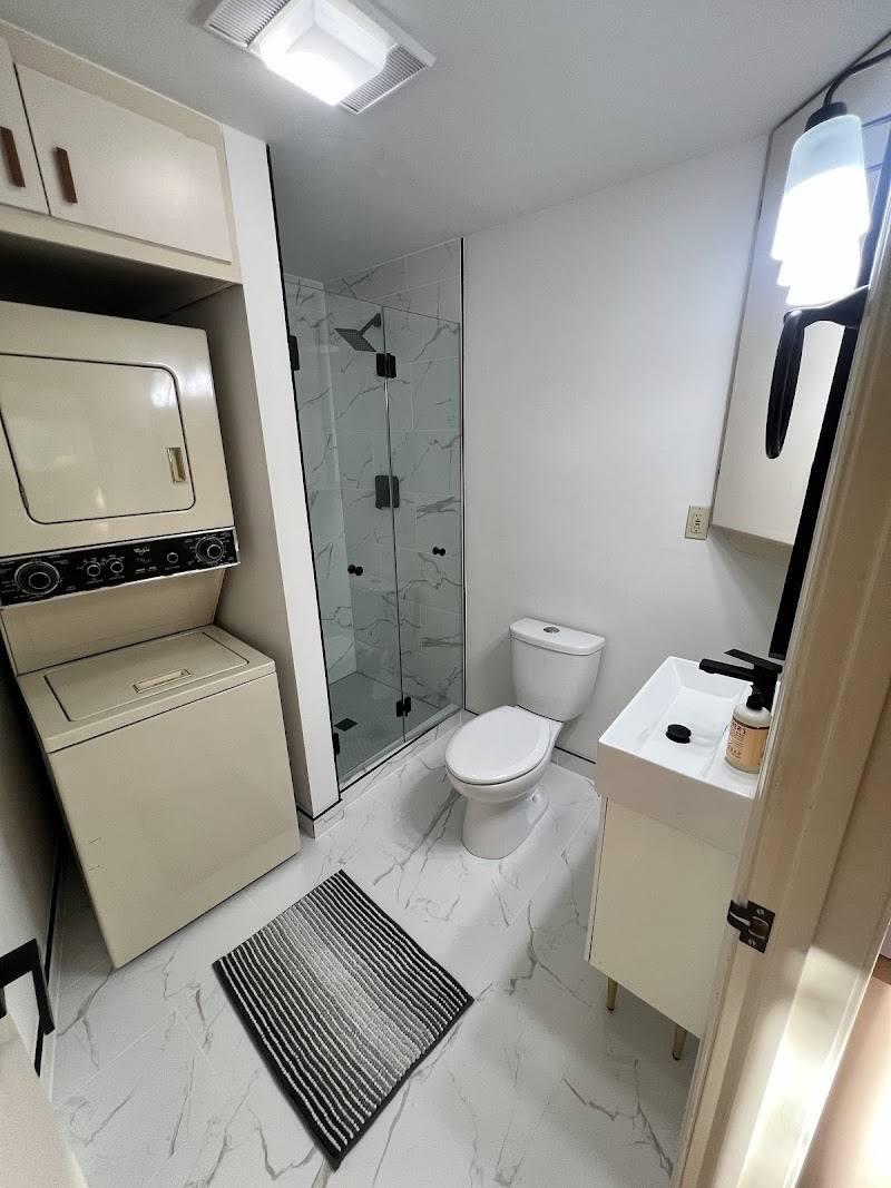 Apartment for rent at 12417 NE 109th Place, Kirkland, WA 98033