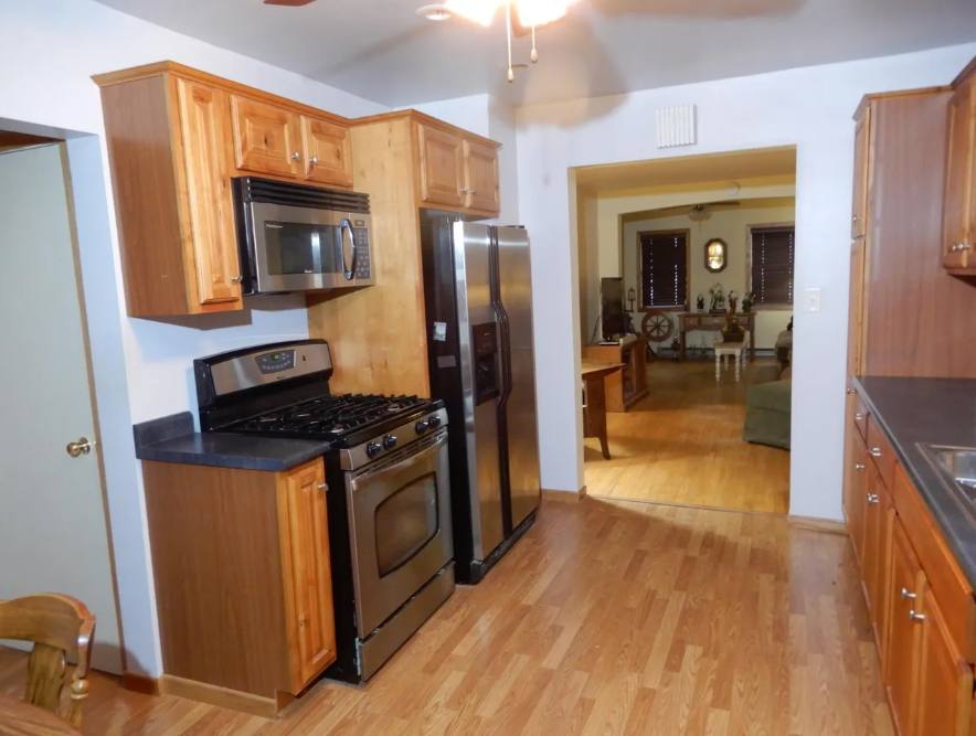 Townhouse for rent at 1115 Superior Ave, Sheboygan, WI 53081