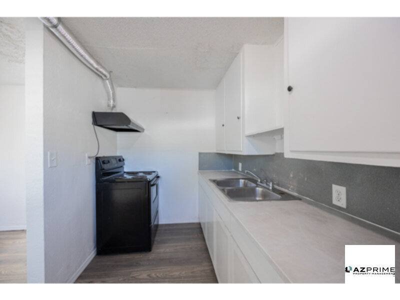 Apartment for rent at 2537 E Willetta St #1, Phoenix, AZ 85008