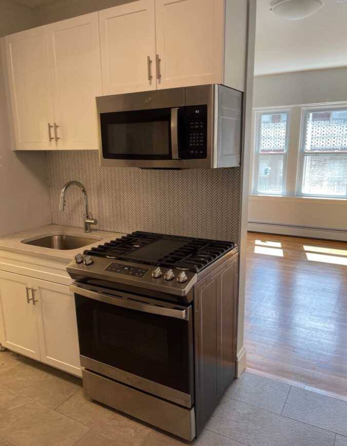 Apartment for rent at 233 Lafayette St #22, Salem, MA 01970