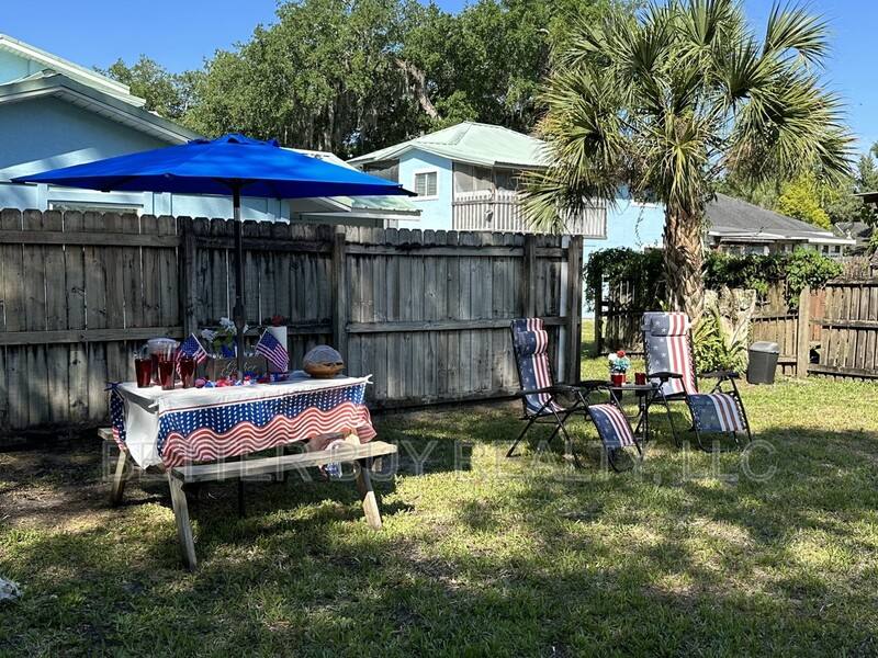 Apartment for rent at 300 N Church St #A, Bunnell, FL 32110