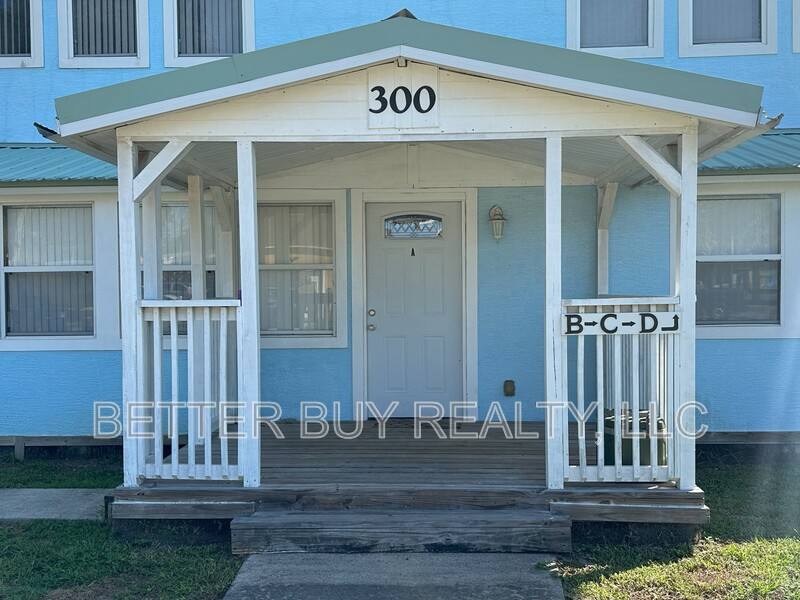 Apartment for rent at 300 N Church St #A, Bunnell, FL 32110