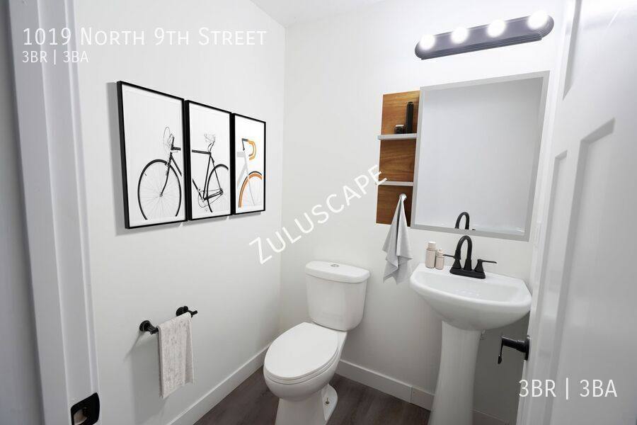Townhouse for rent at 1019 N 9th St, Elwood, IN 46036