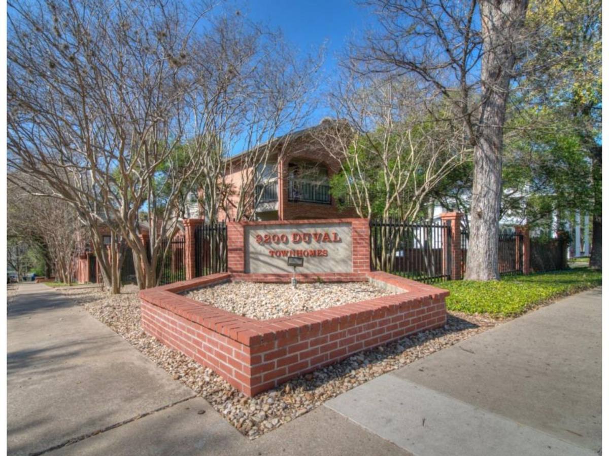 Apartment for rent at 3200 Duval, Austin, TX 78705