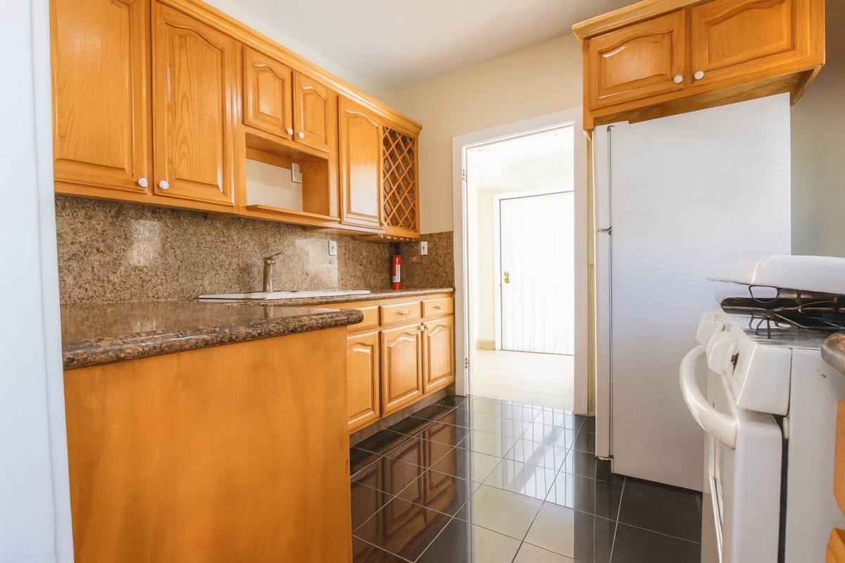 House for rent at 3109 S Catalina St, Los Angeles, CA 90007